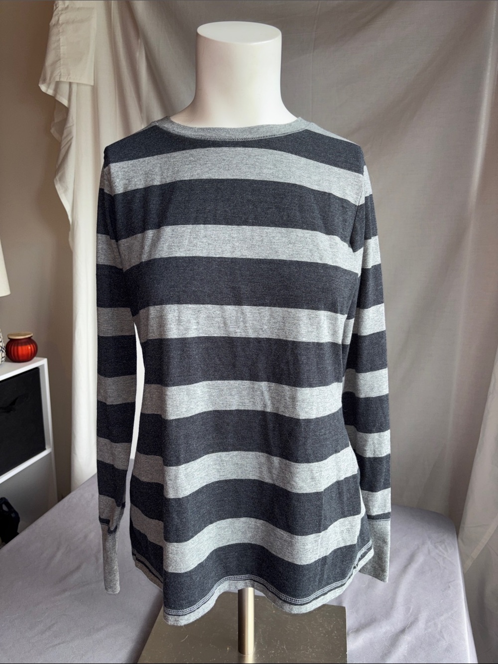 Women’s Mossimo Supply Co. Women's Black and Gray Striped Long-Sleeve Tee